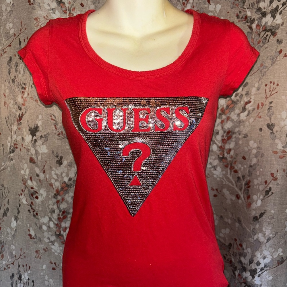 Guess Red shirt small